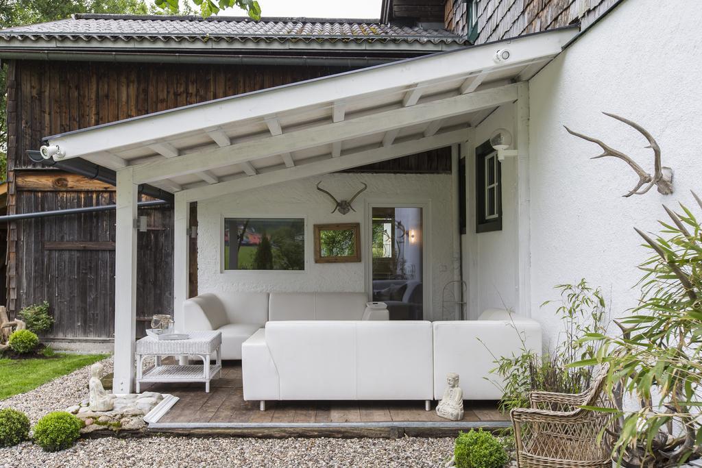 Forest Chalet Retreat: Mountain Views, Sauna & Garden Oasis Golling an der Salzach Room photo